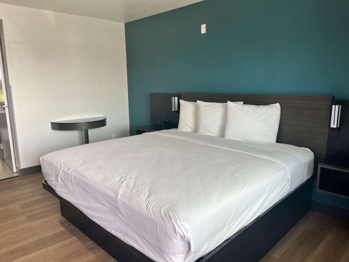 Motel 6-Escondido, Ca Zewnętrze zdjęcie