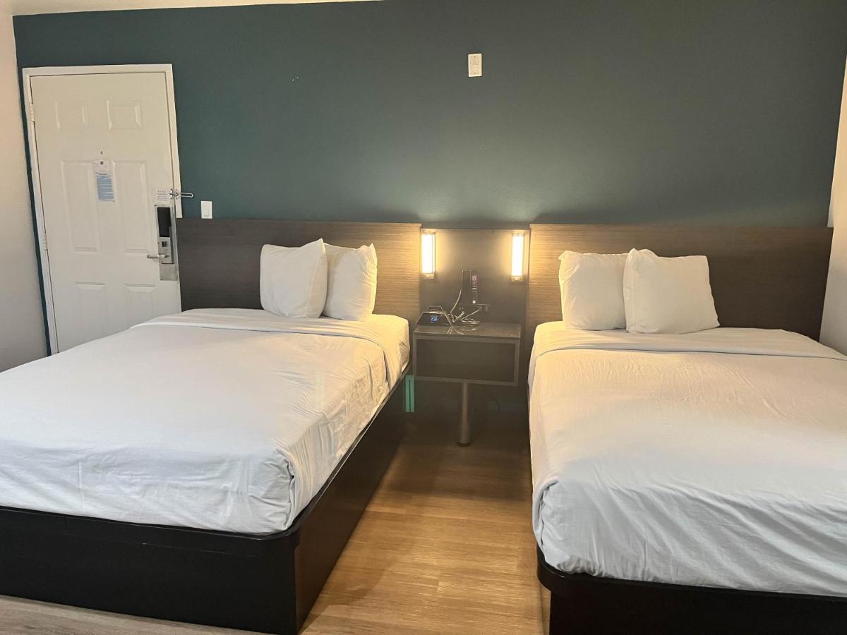Motel 6-Escondido, Ca Zewnętrze zdjęcie