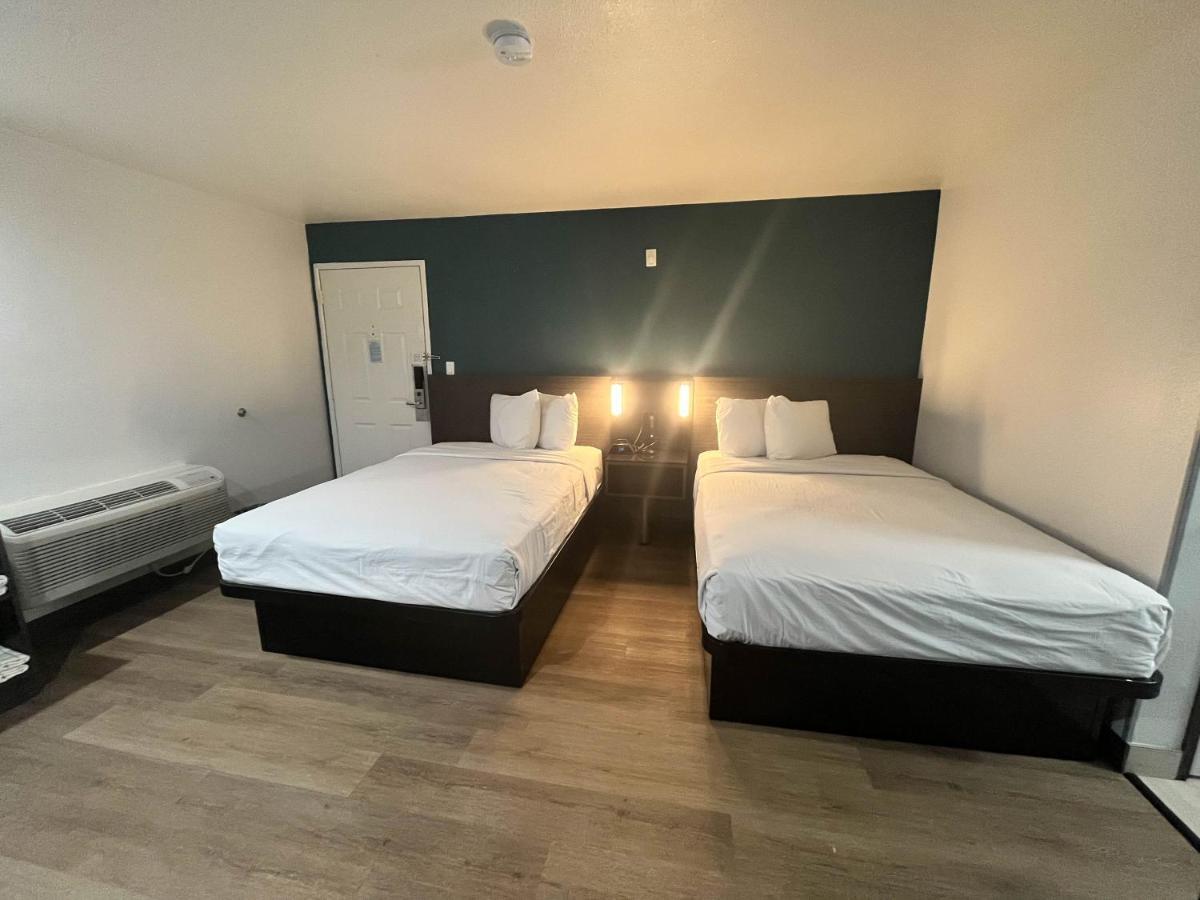 Motel 6-Escondido, Ca Zewnętrze zdjęcie