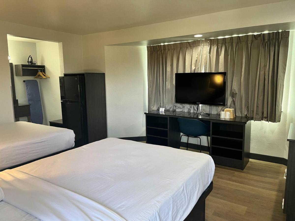 Motel 6-Escondido, Ca Zewnętrze zdjęcie