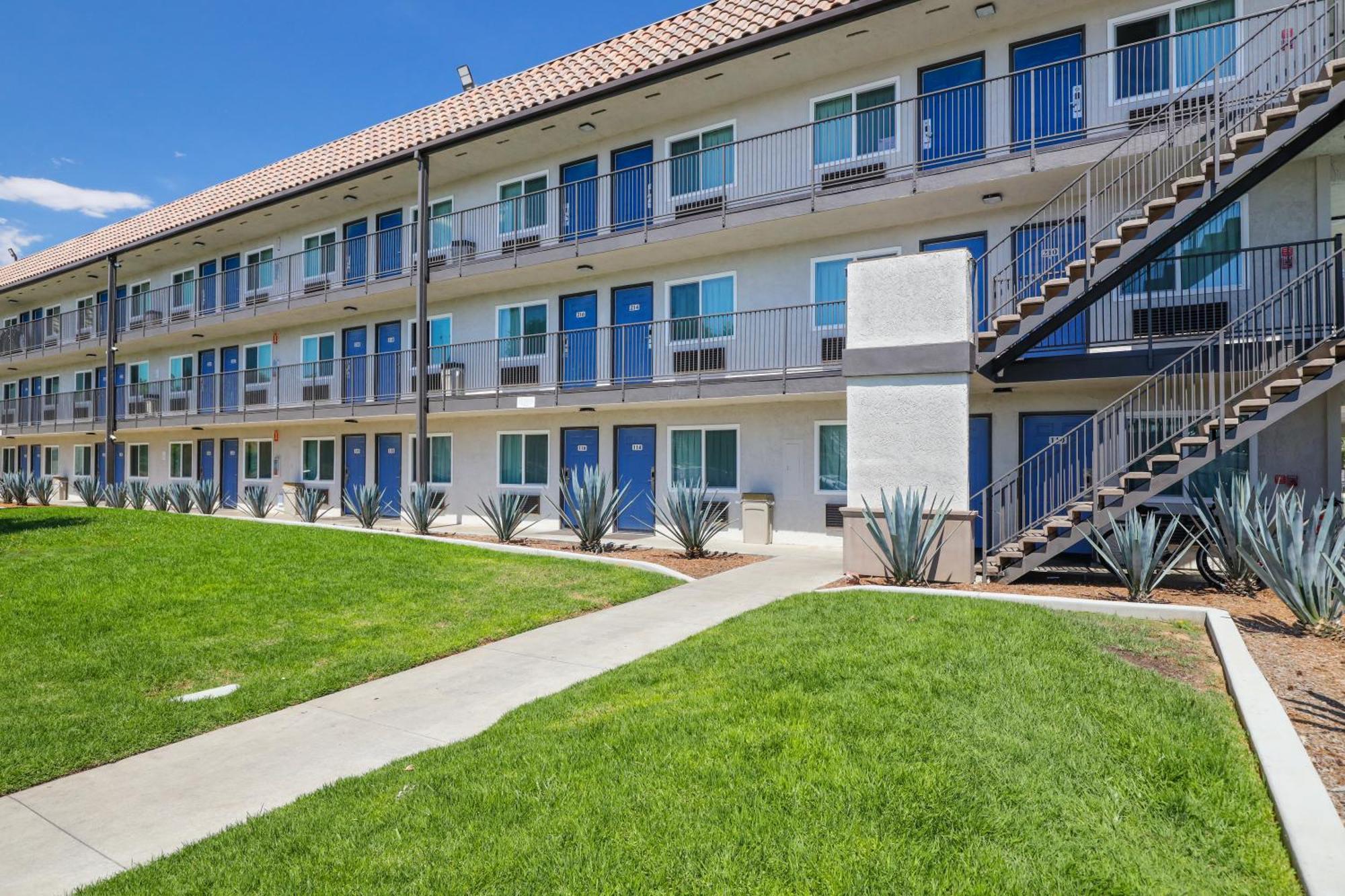 Motel 6-Escondido, Ca Zewnętrze zdjęcie